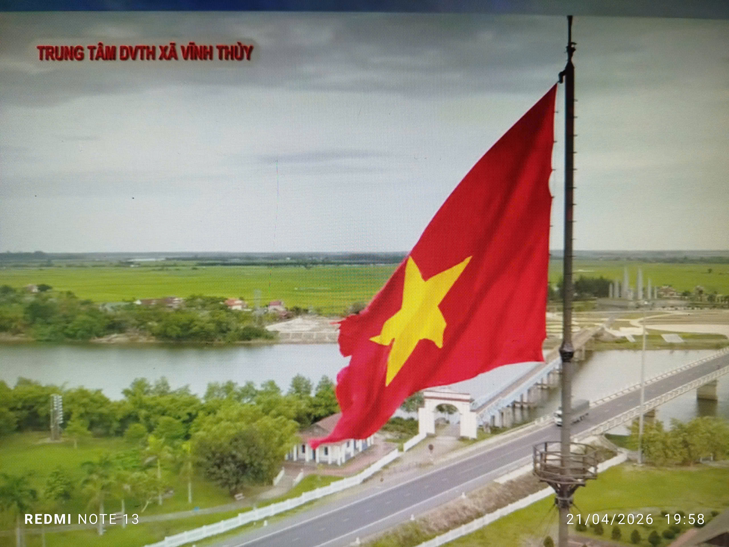 THÁNG 4 LỊCH SỬ   LẮNG LẠI ĐÔI BỜ!