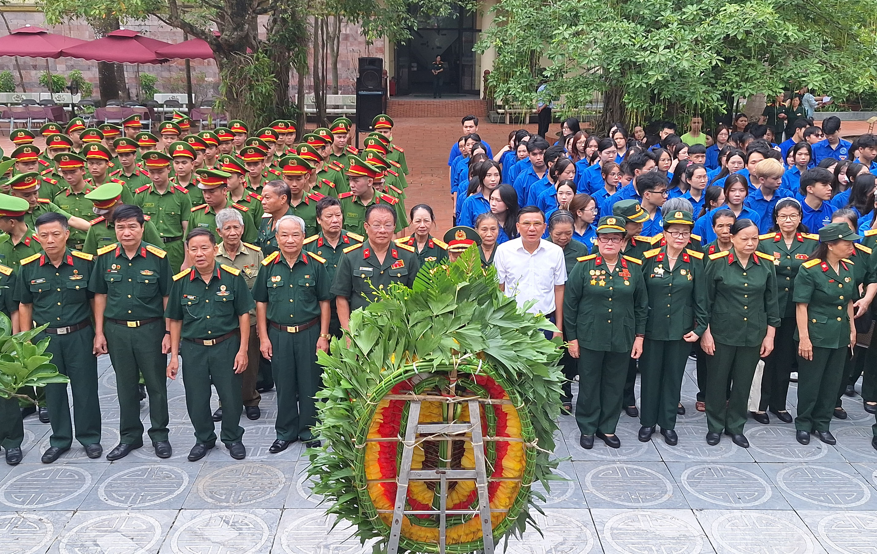 Hội TS Hà Nội dâng hương tri ân các AHLS nhân kỉ niệm 78 năm ngày TBLS 27/7/2025.