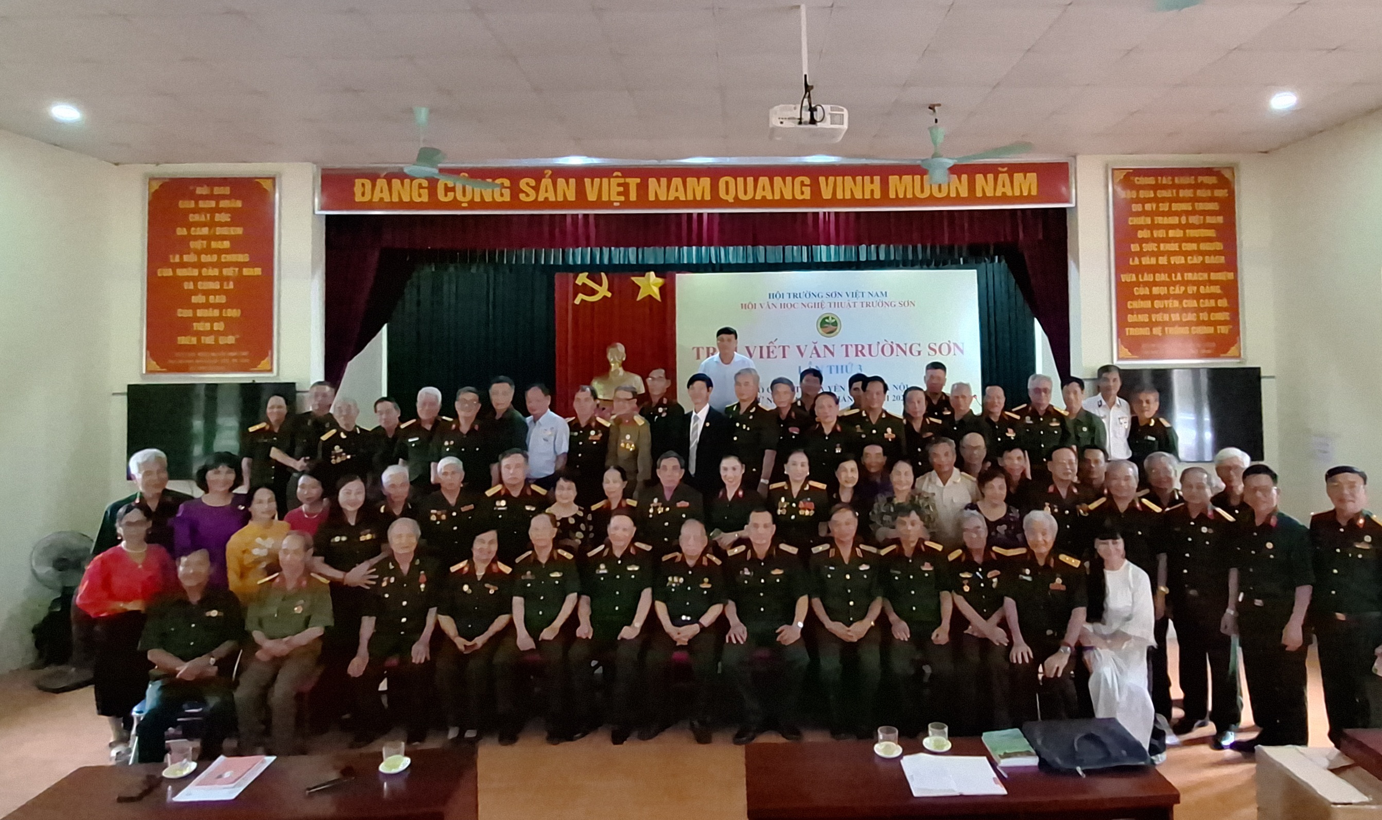 Khai mạc trại viết văn Trường Sơn lần hứ 3.