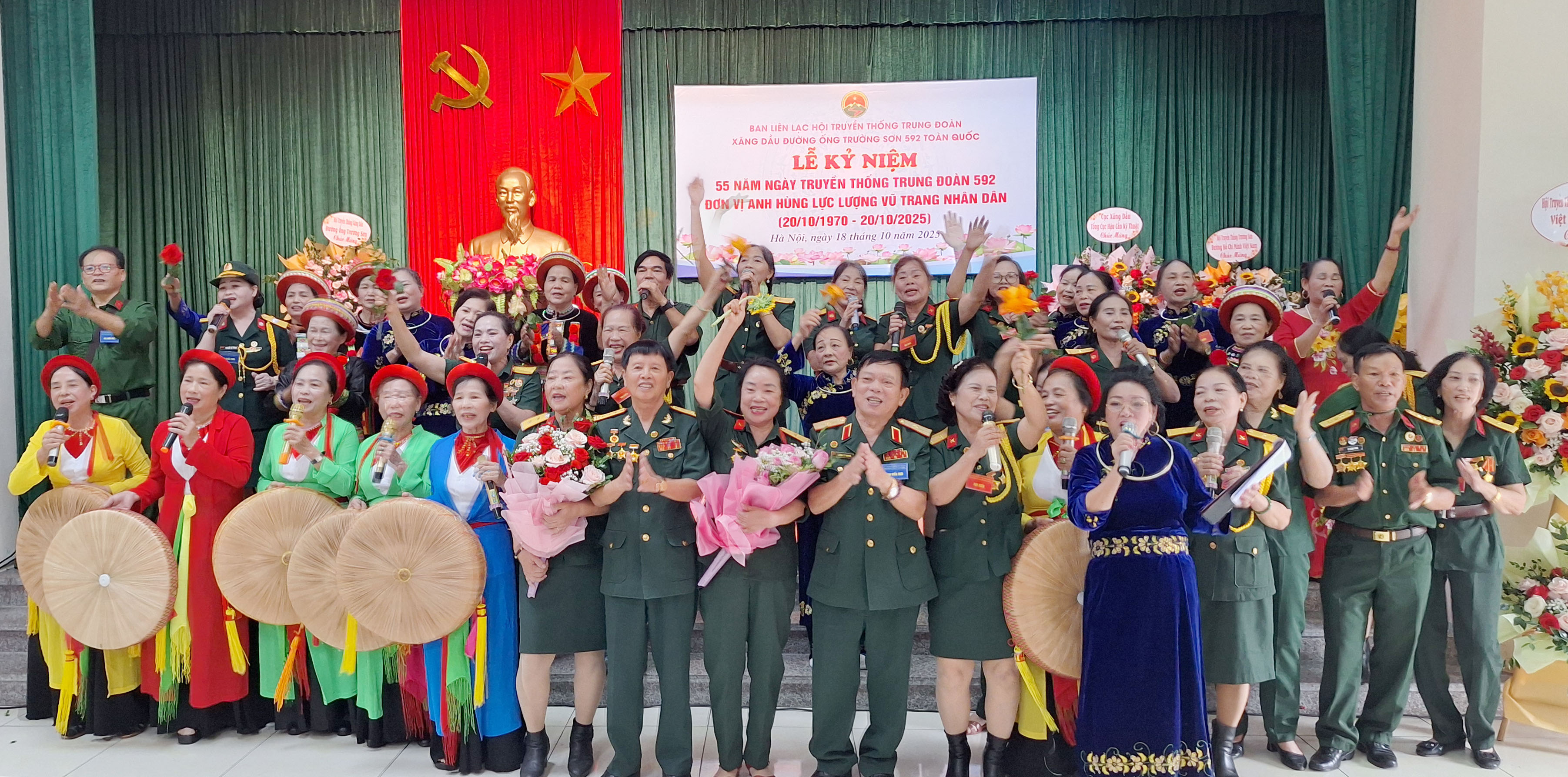 Chương trình văn nghệ chào mừng kỉ niệm 55 năm ngày truyền thống trung đoàn 592 anh hùng.