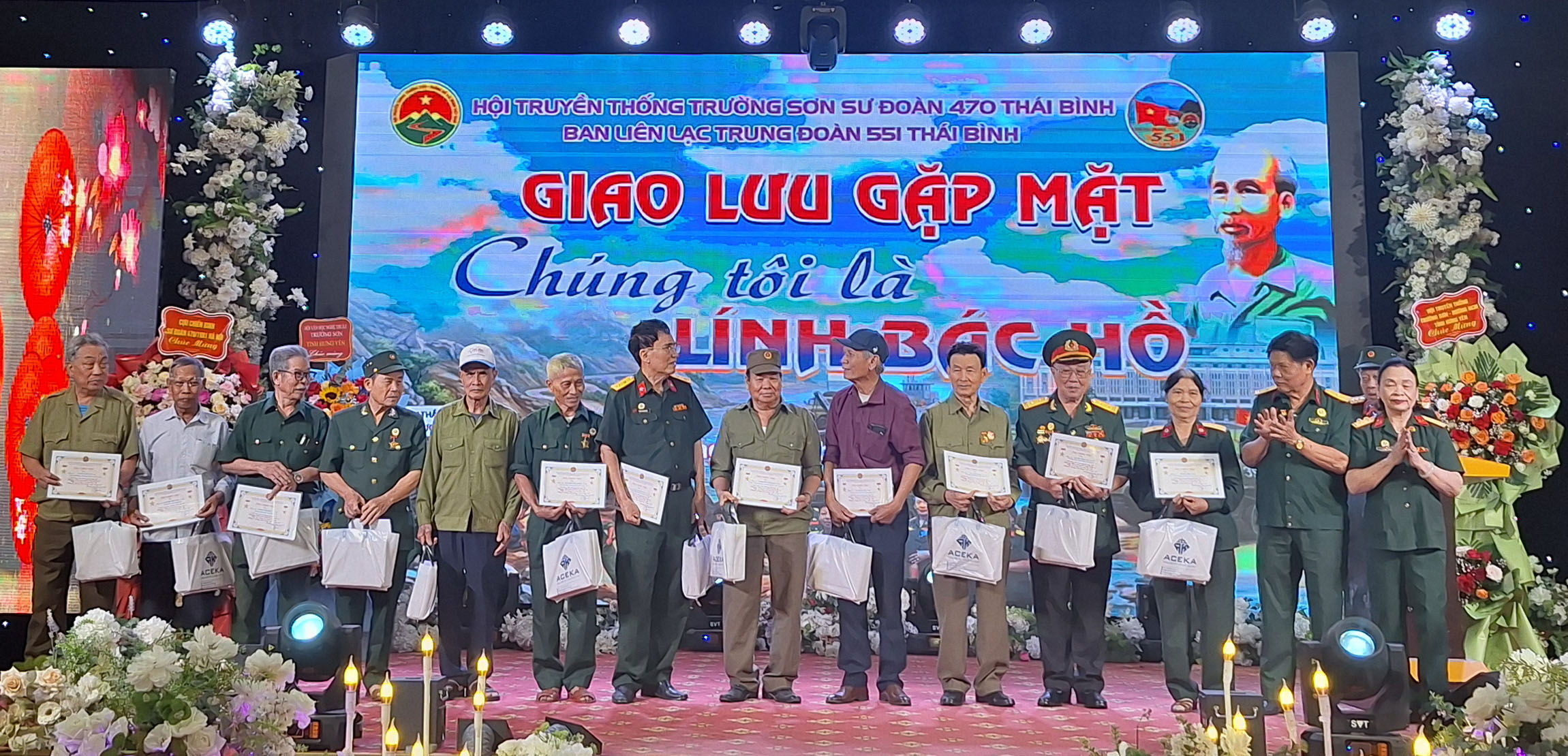 P/S: Ban liên lạc TT sư đoàn 470 Thái Bình gặp mặt kỉ niệm 51 năm Ngày chiến thắng 30-4-1975.