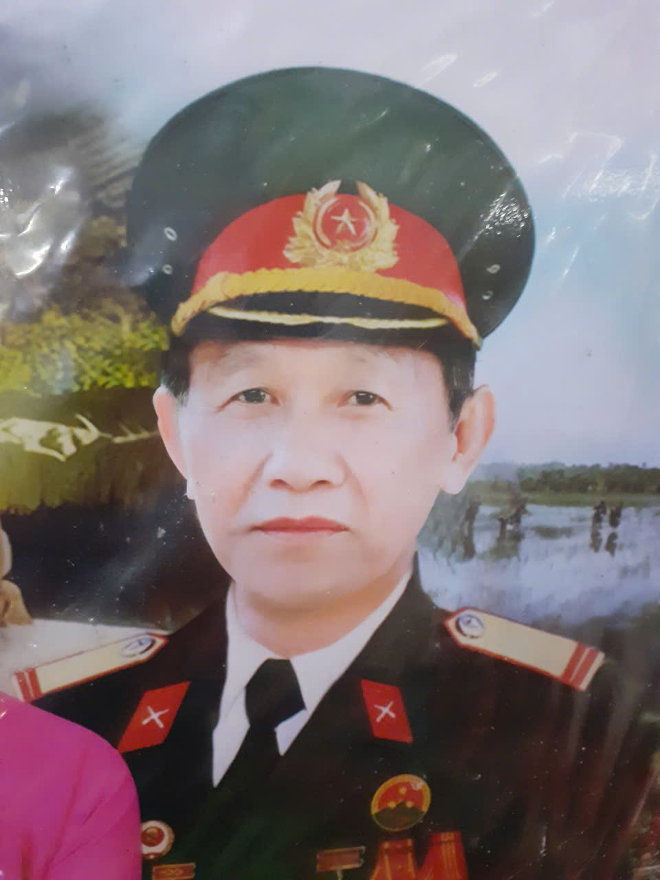 Vidio Clip Giới thiệu Thi tập: "Ký ức Duyên thơ" của Nhà thơ: Nguyễn Vũ Vẽ, Hội viên Hội VHNT Trường Sơn 