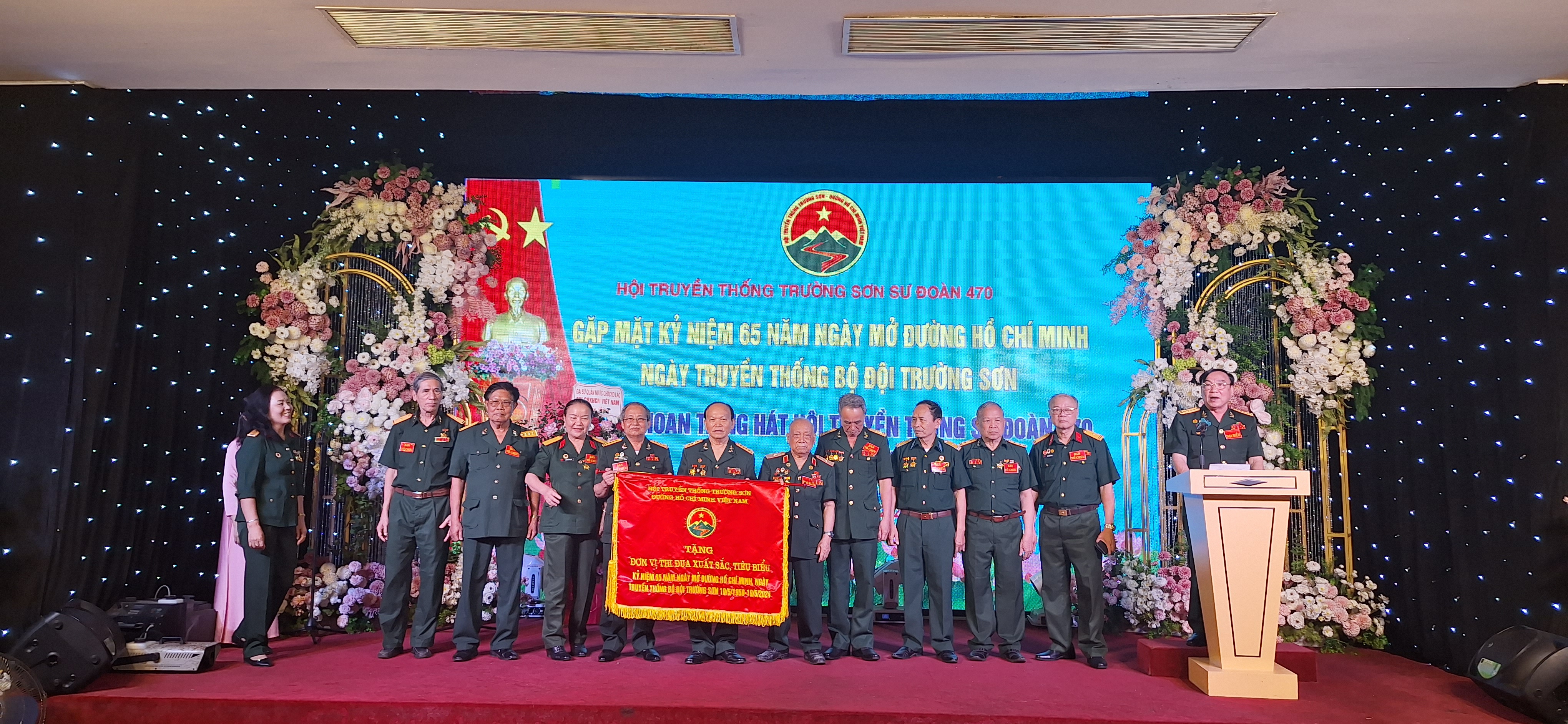 Hội Trường sơn sư đoàn 470 kỉ niệm 65 năm ngày truyền thống bộ đội Trường Sơn và liên hoan tiếng hát CSTS sư đoàn lần thứ nhất