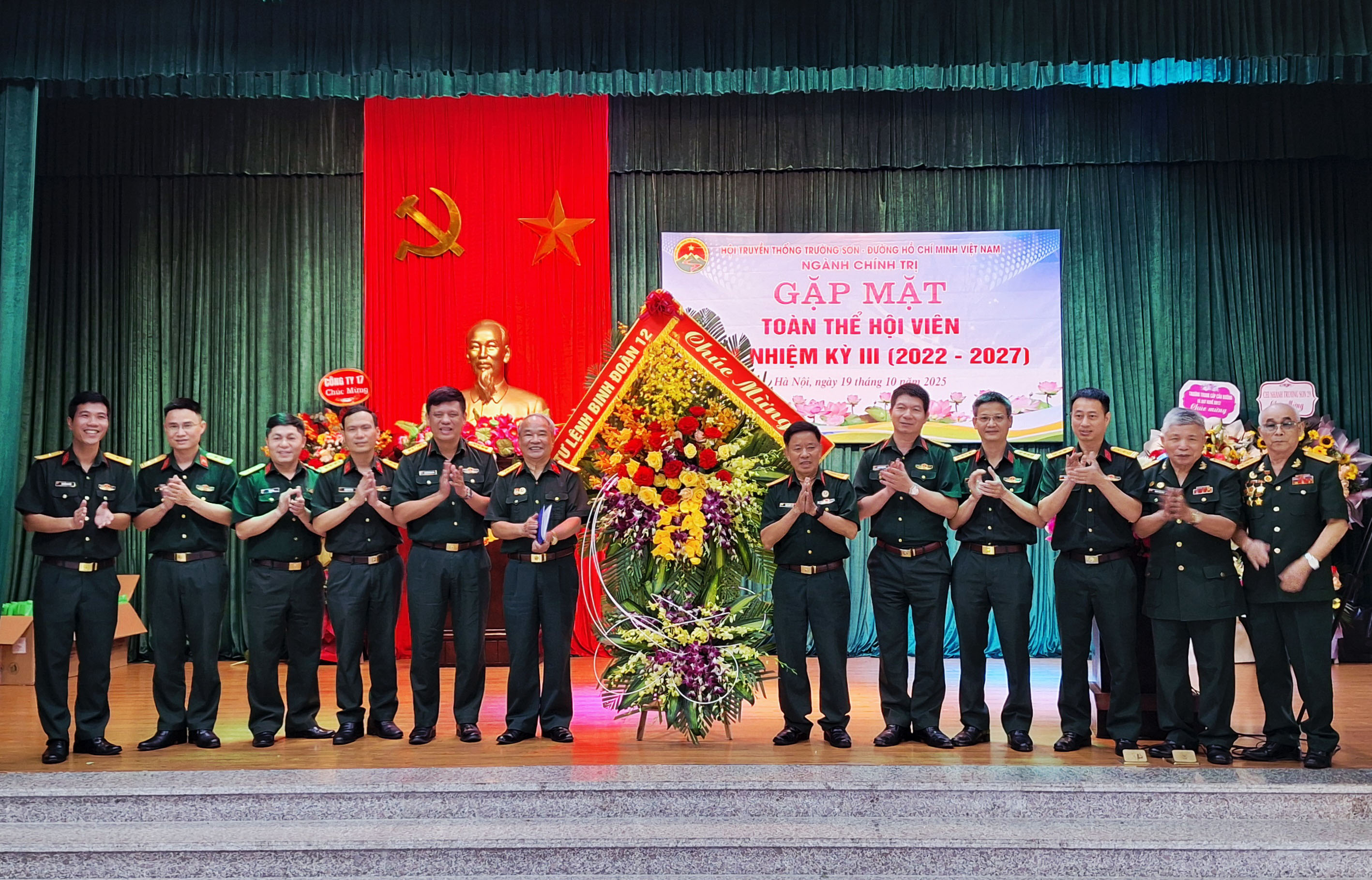 Hội Trường Sơn Ngành Chính trị, tổ chức Gặp mặt toàn thể Hội viên - Sơ kết thực hiện Nghị quyết giữa nhiệm kỳ III (2022-2027).