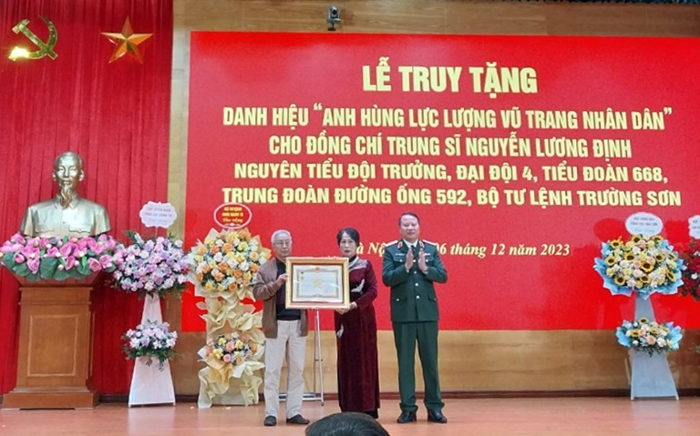 Lễ truy tặng danh hiệu AHLLVTND cho đồng chí Nguyễn Lương Định