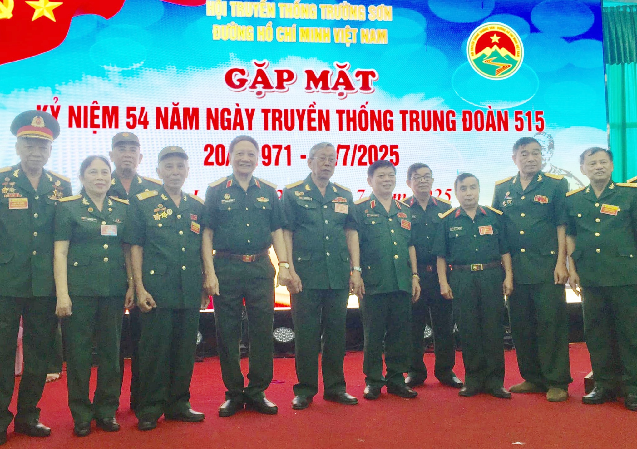 Ban liên lạc Trung đoàn 515 Nghệ An tổ chức kỷ niệm 54 năm Ngày truyền thống