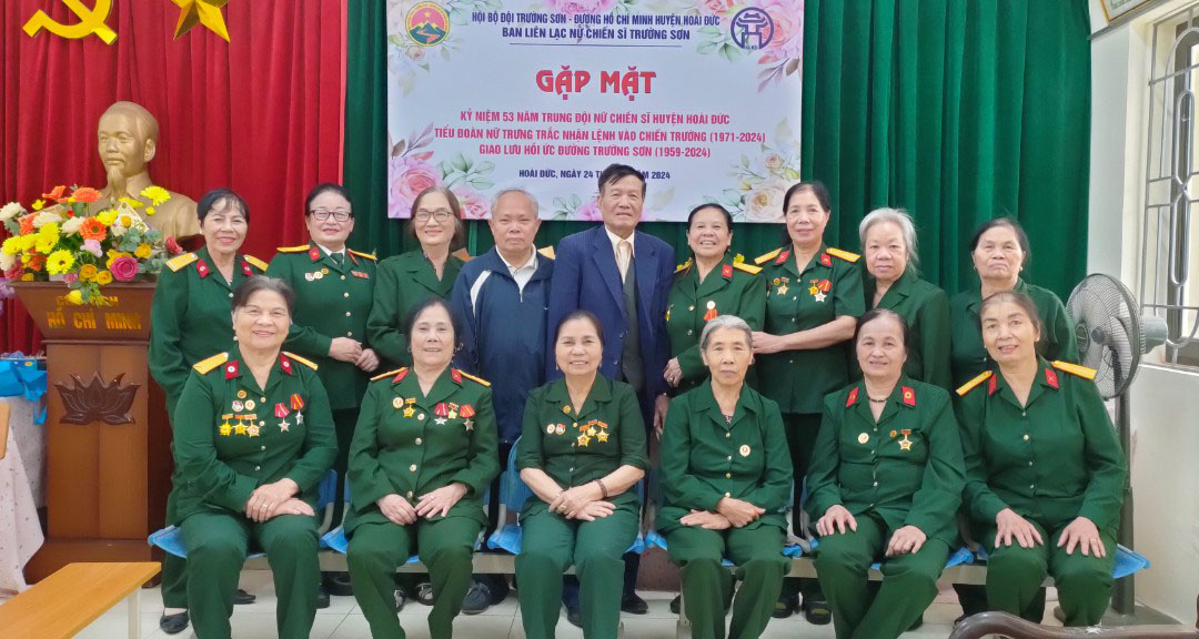 Ban liên lạc Nữ Trường Sơn huyện Hoài Đức gặp mặt kỉ niệm 53 năm tiểu đoàn nữ Trưng Trắc vào chiến trường