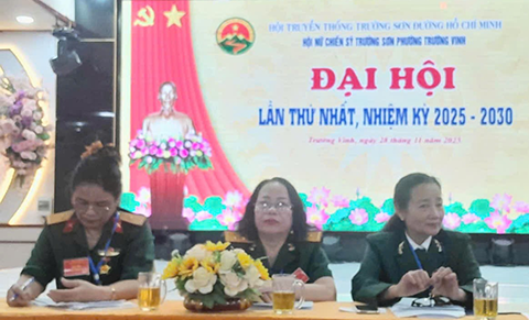 Đại hội Nữ chiến sỹ Trường Sơn Phường Trường Vinh, tỉnh Nghệ An