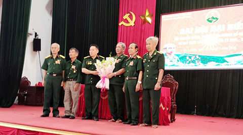 Đại hội - Hội Trường Sơn xã Qũy Nhất, tỉnh Ninh Bình