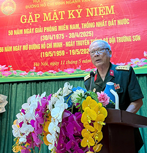 Gặp mặt Kỷ niệm