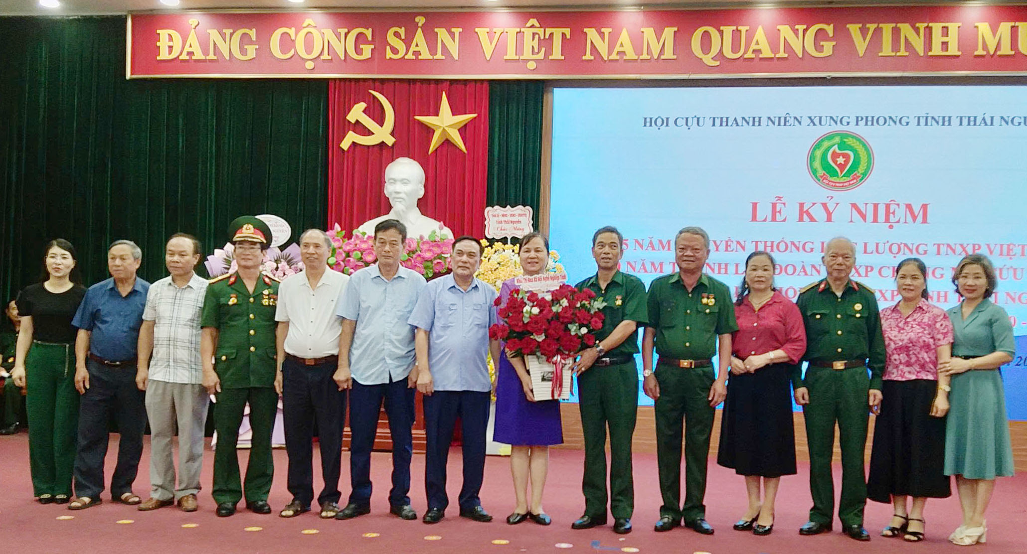 Hội Cựu TNXP Tỉnh Thái Nguyên Kỷ niệm 75 năm ngày Truyền thống lực lượng TNXP Việt Nam