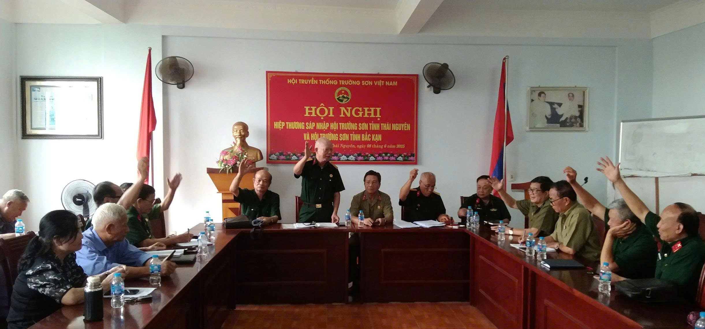 Hội nghị liên BCH Hội TS Thái Nguyên và Hội TS Bắc Kạn. Bàn công tác chuẩn bị chương trình Đại hội hợp nhất (nhiệm kỳ 2025-2030)