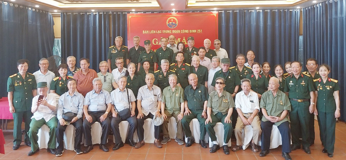 Ban LL Trường Sơn Trung đoàn Công binh 251 Gặp mặt Kỷ niệm 65 năm ngày Truyền thống bộ đội Trường Sơn