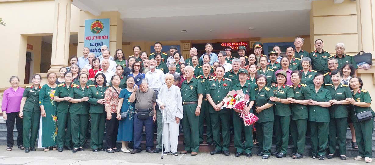 Ngành Hậu cần - Quân y Trường Sơn Gặp mặt Kỷ niệm 50 năm giải phóng miền Nam; 66 năm ngày truyền thống Bộ đội Trường Sơn