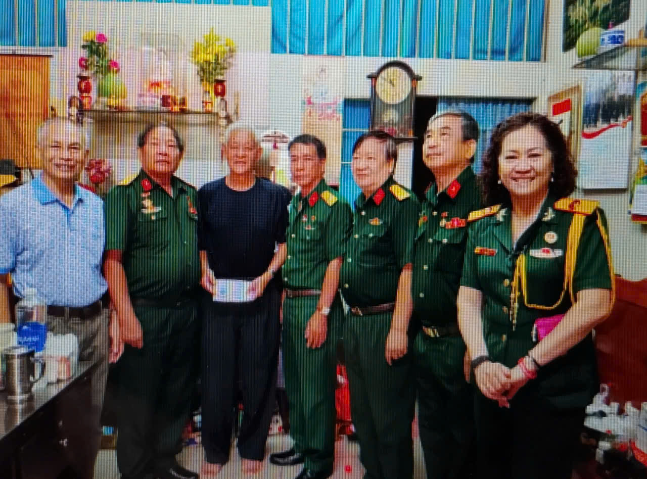 Hoạt động nghĩa tình và Kỷ niệm 78 năm ngày TBLS của Ban chỉ đạo sáp nhập hợp nhất Hội Trường Sơn TP Hồ Chí Minh