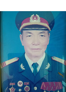 Nhà thơ: Hoàng Sỹ Khiêm