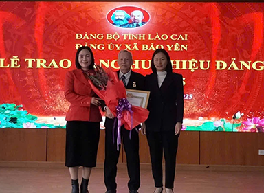 Hạnh phúc khi Đảng tin, dân mến