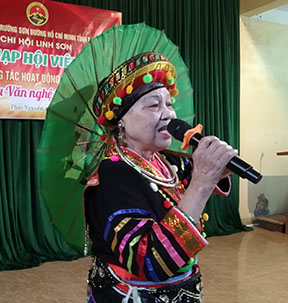 Nữ chiến sỹ cao tuổi hát về Trường Sơn - Giới thiệu: Lưu Sỹ Mùi 