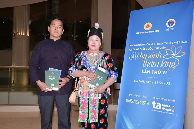 Tôn vinh Thầy thuốc Việt Nam và trao giải cuộc thi viết ''Sự hy sinh thầm lặng'' lần thứ VI- Ảnh 3.