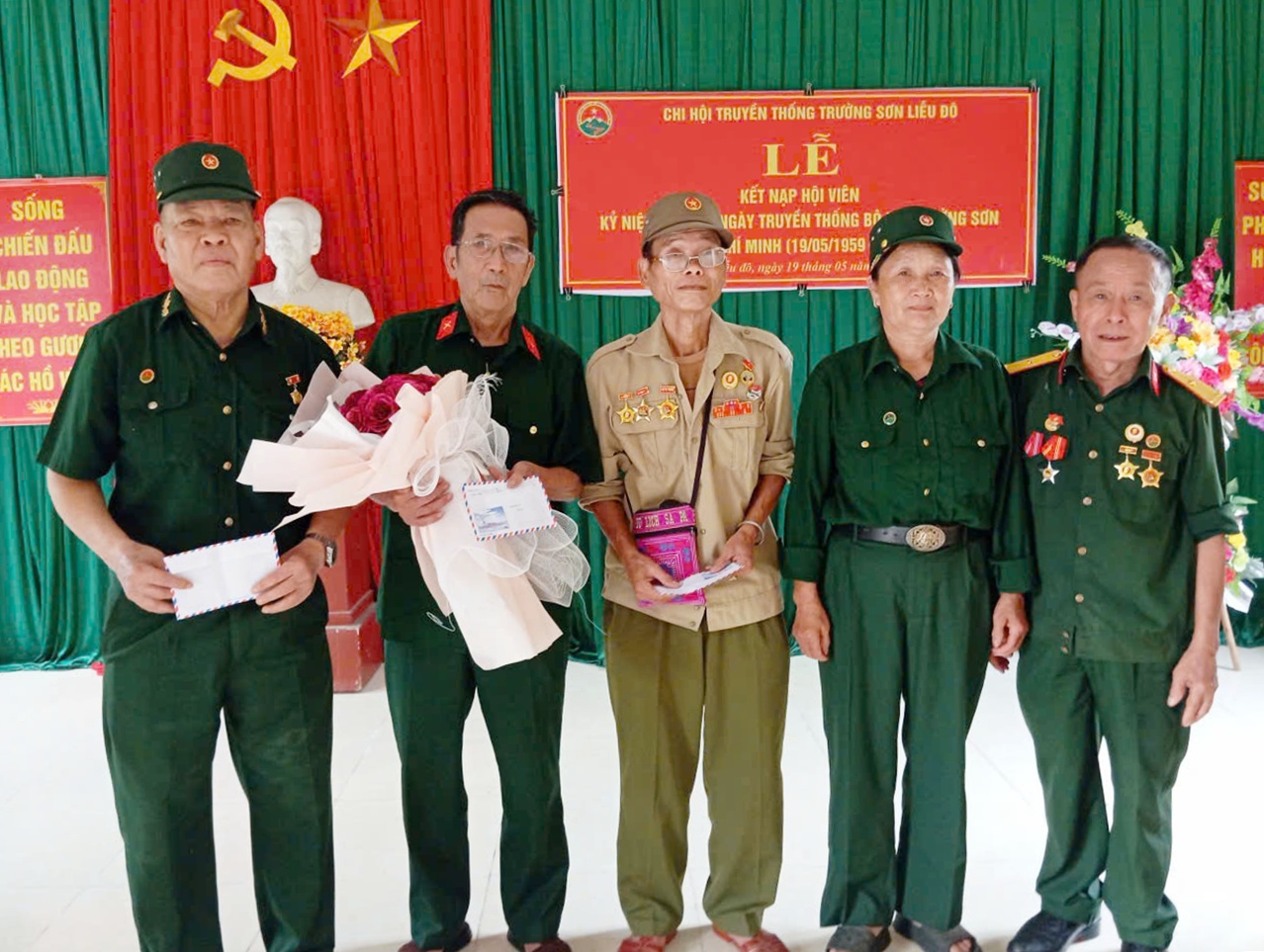 Chi hội TS Liễu Đô xã Lục Yên gặp mặt kỷ niệm 67 năm Ngày truyền thống Bộ đội Trường Sơn và sơ kết hoạt động 6 tháng đầu năm 2026